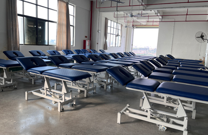 1700461190185945.jpg 理療生產(chǎn)線.jpg